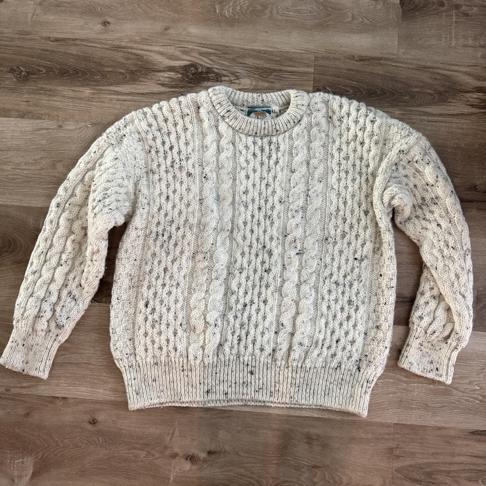 gaeltarra sweater Women's Size Large  Fisherman Cable Knit Cream